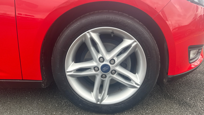 Ford Focus 1.0 EcoBoost 125 Zetec Edition 5dr Petrol Hatchback